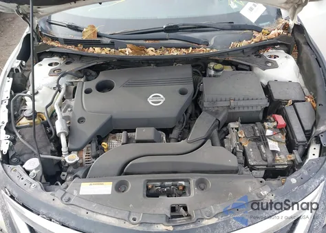 2013 Nissan Altima 2.5 Sv z USA, uszkodzony, nr VIN 1N4AL3AP8DN427952